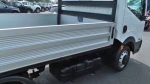 Nissan Cabstar