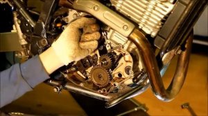 Замена цепи ГРМ  на Suzuki Djebel 250