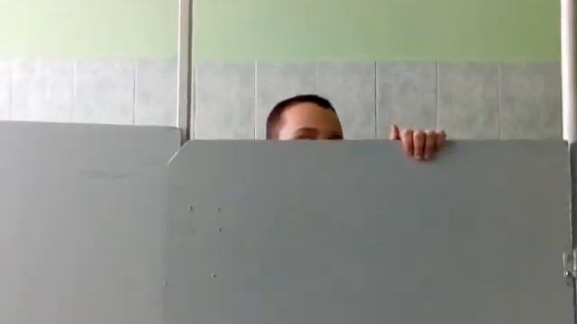 туалет у первого класа на 3 итаже смотреть онлайн