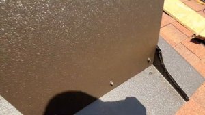 Металлический кожух и флюгарка на дымоход   |   Чем обшить трубу на крыше.