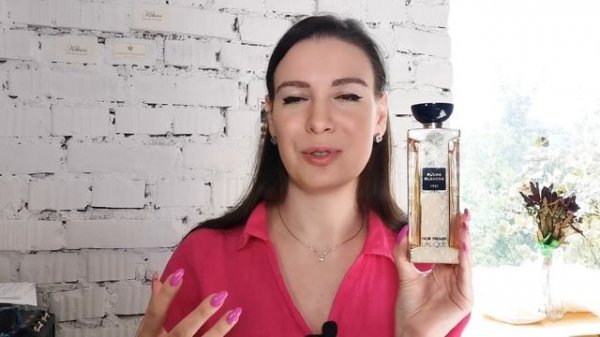 Plume Blanche 1901. Lalique