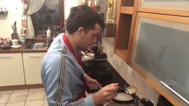 БУДУ ГОТОВИТЬ ТОНКИЕ БЛИНЧИКИ? смотреть онлайн