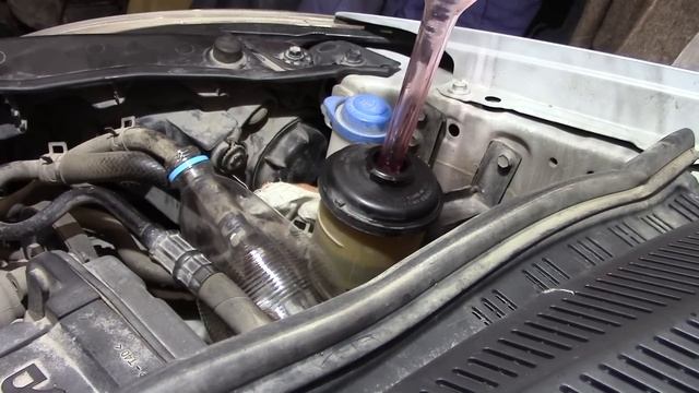 Особенности замены жидкости в ГУР Хендай (Hyundai) смотреть онлайн