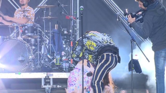 The Hatters Live смотреть онлайн