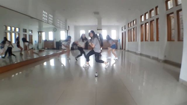 JFriend ( Dance Cover GFriend ) Practicing One, Glassbead, Me Gustas Tu, New Thang смотреть онлайн