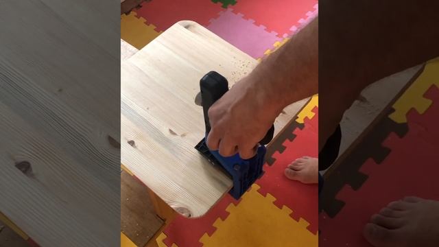 Сверление отверстий для соединения на косой шуруп | Кондуктор для сверления под косой шуруп Kreg Ji смотреть онлайн