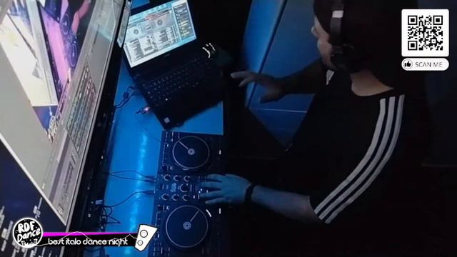 Best Italo Dance 2000 live Cam Set Mix (Dj Jean B.R.AS.I.L 🎧) смотреть онлайн