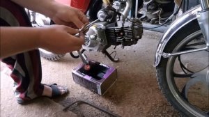 Устранение одной из причин стука в двигателе с правой стороны мопеда Альфа Дельта и им подобных.