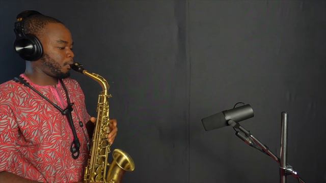 Shure SM7B on the Saxophone смотреть онлайн