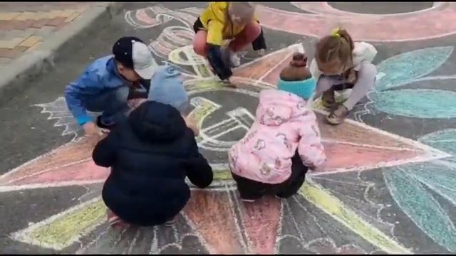 Флешмоб "Я рисую этот мир…" (2022) смотреть онлайн