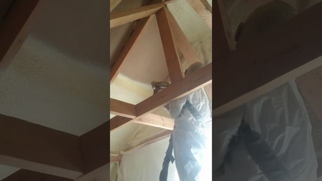 Утепление мансарды пенополиуретаном