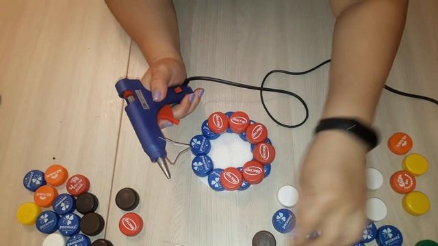 DIY Шкатулка своими руками из пластиковых крышек// DIY Jewelry Box From Plastic Covers