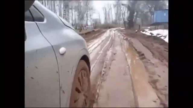 Suzuki-NewSx4 vs Lada4x4 смотреть онлайн