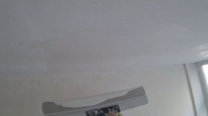 Шпаклёвка стеклохолста на потолке,финишный слой под покраску.