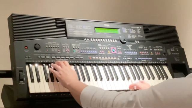 【日常随手弹】Michael Jackson - You Are Not Alone on PSR-2700 смотреть онлайн