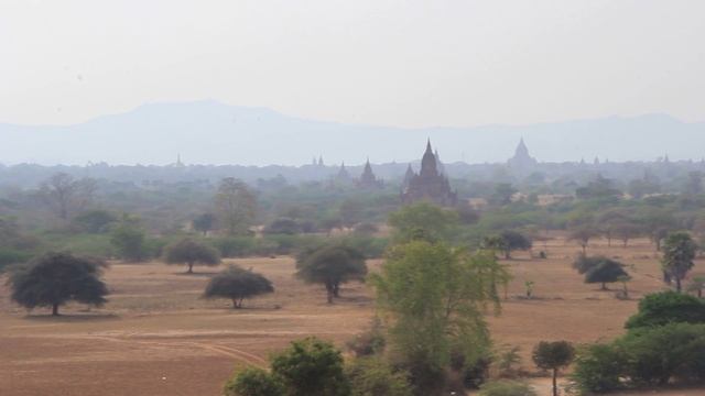 Баган Мьянма - вид с пагоды Pya Tha Da Pagoda / Bagan Myanmar смотреть онлайн