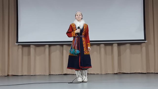 Ненецкая песня "Мань сэдъини", исполняет Филиппова Варвара Михайловна. смотреть онлайн