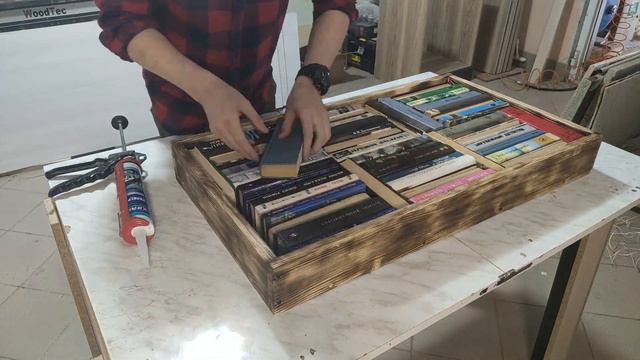 Стол из эпоксидной смолы и книг своими руками смотреть онлайн