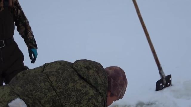 ПРОВЕРИЛ ЧУЖИЕ СЕТИ И БЫЛ НАКАЗАН! САМОЕ СТРАШНОЕ ОЗЕРО ЯКУТИИ, ЖЕРЛИЦЫ, БАТЫЯ! смотреть онлайн