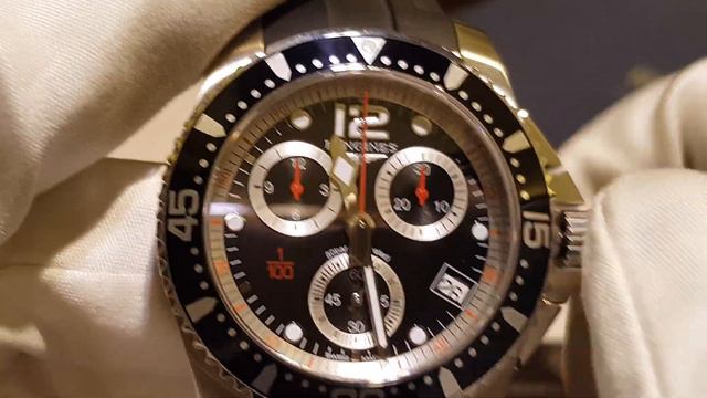 Доступный и стильный Longines HydroConquest Quartz Chronograph