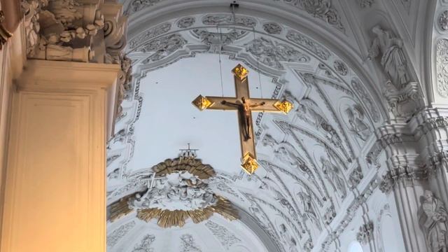 #Вюрцбургский кафедральный собор 1040 год- римско-католический в Баварии, Германия, святого Килиана смотреть онлайн