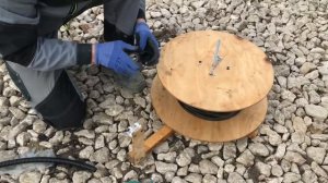 Размотка для кабеля. Быстро одеть гофру на кабель. 2в1