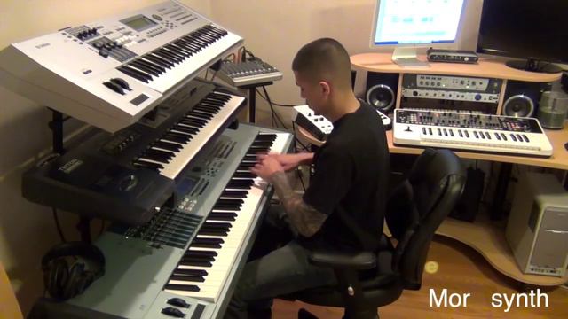 Making a beat pt.2 (yamaha motif) смотреть онлайн