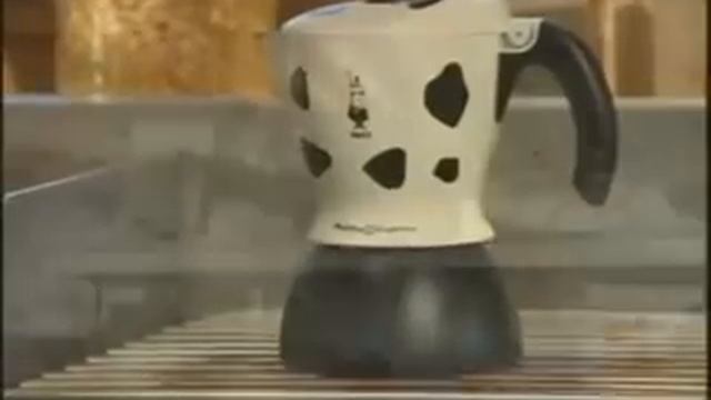 Гейзерная кофеварка Bialetti MUKKA EXPRESS MACULATA