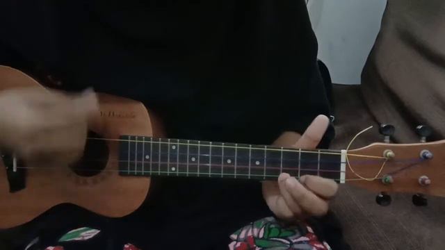 Can't Help Falling In Love Ukulele Cover смотреть онлайн