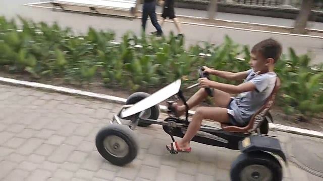 Крым СИМЕИЗ, катание на велосипедике смотреть онлайн