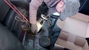 Замена бензонасоса мерседес ML320 2001г.