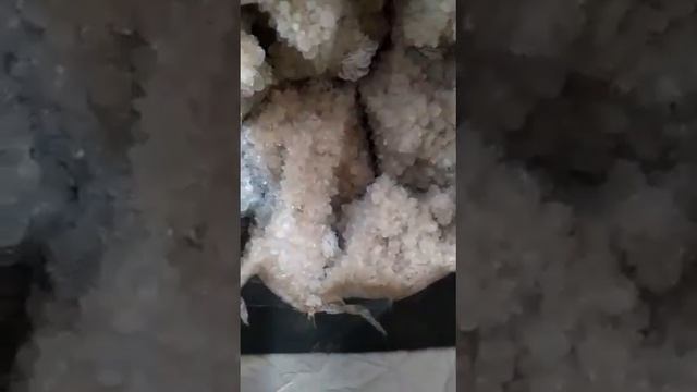 Кальцит (кальцитовая жеода) от УралГеокамень смотреть онлайн