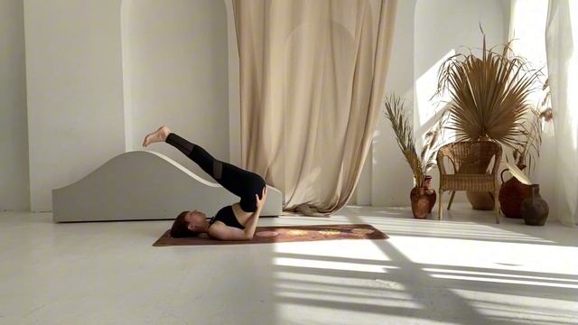 Женская Свадхистана. Йога для женщин. смотреть онлайн