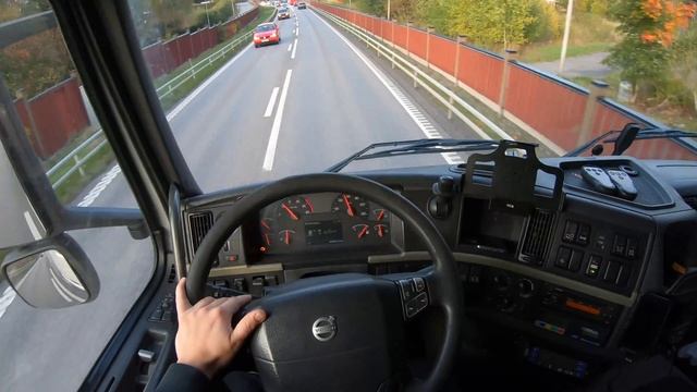 POV Driving Volvo FH 2012 - Sweden, Stockholm 4K смотреть онлайн