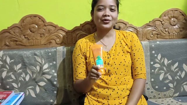 Lotus Herbals Sunscreen Review || Best sunscreen for summer || #roshananddeepika #rourkelavlogger смотреть онлайн