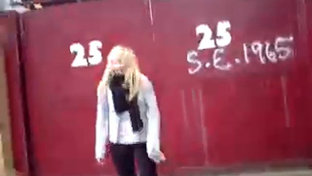 SandraK [west ham] смотреть онлайн