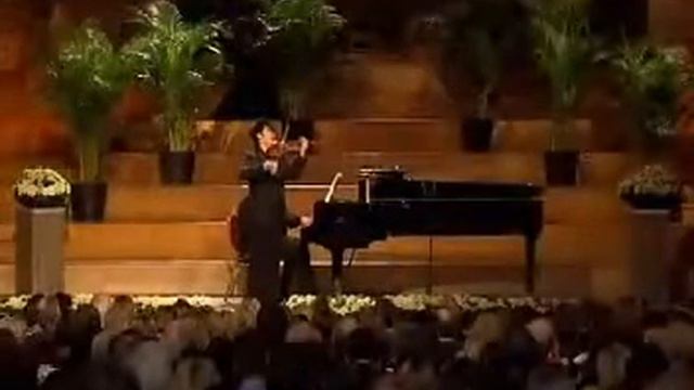 Saint-Saens - Introduction & Rondo Capriccioso - Ray Chen,violin & Thomas Hoppe,piano