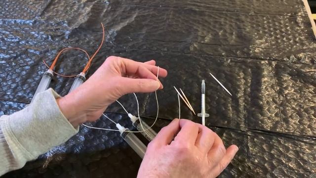 Tube feeding orphaned baby opossums. Discussion of proper sized tubes to safely use. смотреть онлайн