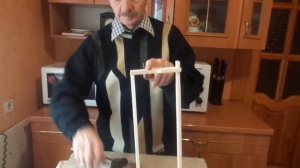 ПЧЁЛЫ ( Рамка 145. Некоторые тонкости при натягивании проволоки)