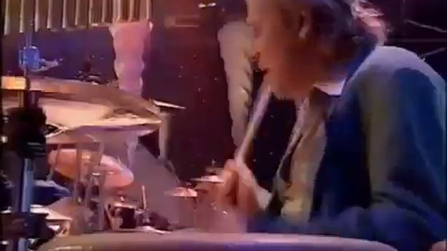 Simply Red - Come together смотреть онлайн