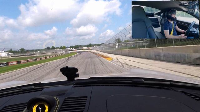 Porsche 911 GT3 Touring, Road America Track Day смотреть онлайн