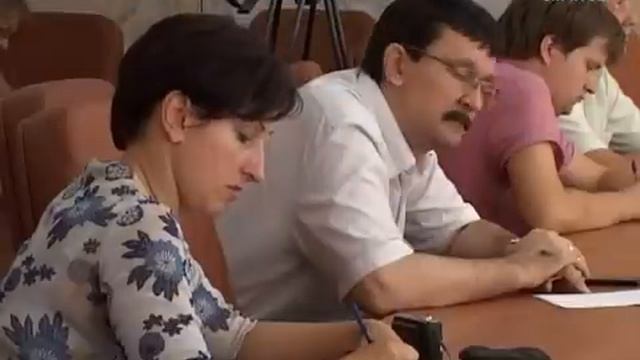 В Петровске никак не поделят власть смотреть онлайн