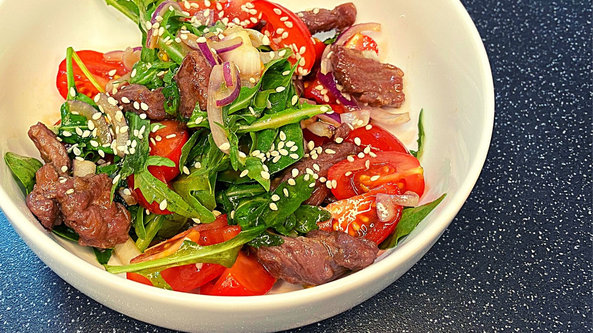 Свежий салат с Мясом, который не навредит фигуре!