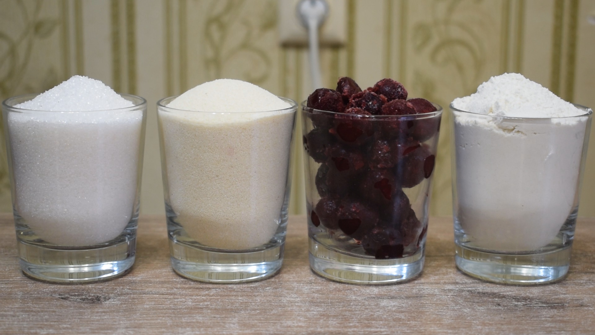 Нежнейший пирог 4 стакана. Его пекут уже все мои соседки. Весь секрет в пуховом тесте смотреть онлайн