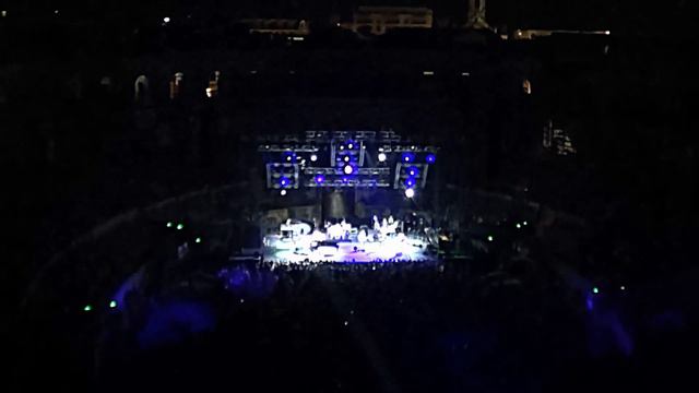Elton John Arènes de Nimes Crocodile Rock. Last concert of Bob Birch. R.I.P. смотреть онлайн