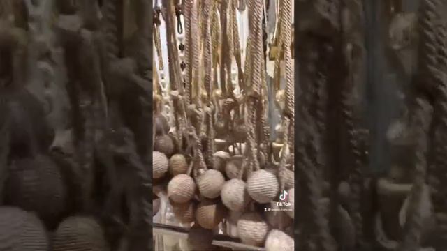 Кисти подхваты для штор 1чвсть смотреть онлайн