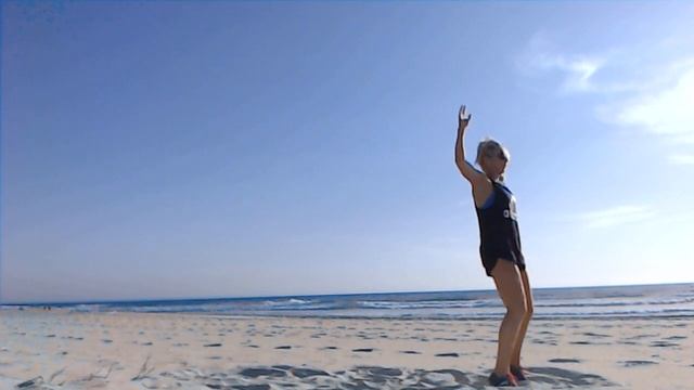 20 Minute HIIT Workout from the GC, no equipment needed - SwitchFIT смотреть онлайн