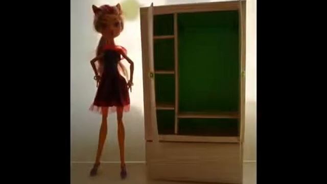 Как сделать шкаф для кукол своими руками How to make a case for hand-made dolls смотреть онлайн