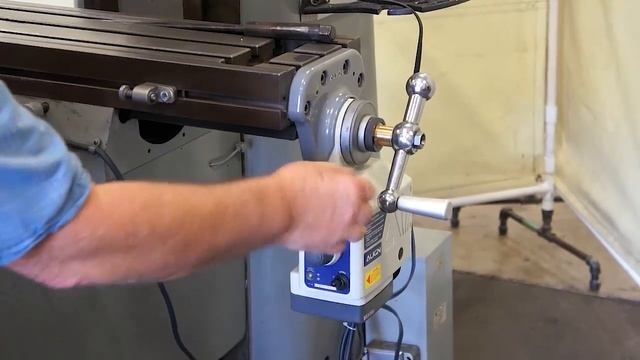 JET 9" x 42" Vertical Mill JVM-942K смотреть онлайн