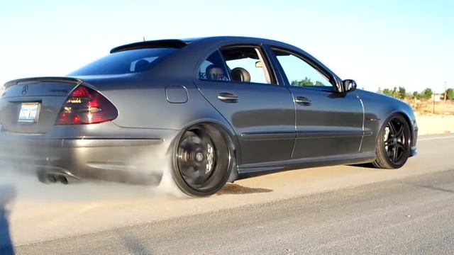 Mercedes Benz E63 AMG W211 смотреть онлайн